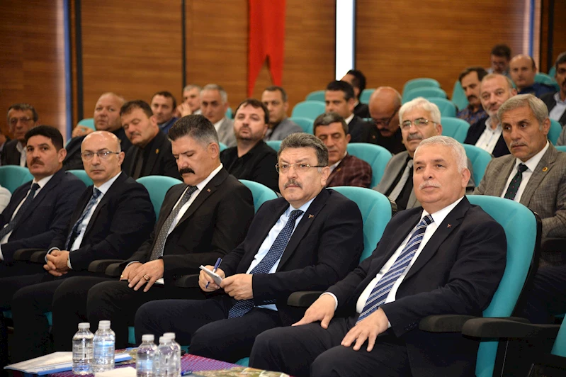 BAŞKAN GENÇ: MUHTARLARIMIZLA MESAİ BİRLİKTELİĞİ YAPIYORUZ