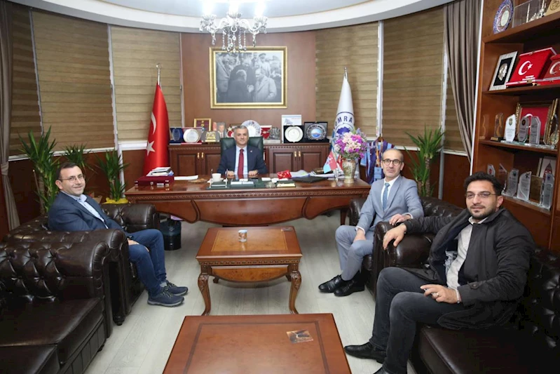 TMMOB ŞEHİR PLANCILARI YÖNETİMİNDEN BAŞKANIMIZA HAYIRLI OLSUN ZİYARETİ