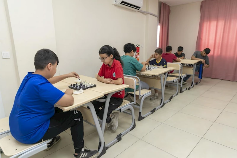 Büyükşehir Kurs Merkezleri’nde Eğlenerek Öğreniyorlar