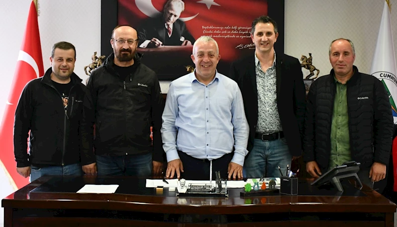 BELEDİYE BAŞKANIMIZ SAYIN BİLGEHAN ERDEM’İ, S.S. ARTVİN 33 NOLU MOTORLU TAŞIYICILAR KOOPERATİFİ BAŞKANI MUHAMMET YÜZBAŞIOĞLU VE YÖNETİMİ ZİYARET ETTİ