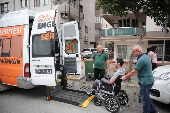 Konak’tan Hayatı Kolaylaştıran Hizmet: Engelsiz Servis