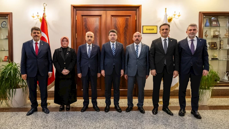 Kahramanmaraş Heyeti Başkentte Bakan Bak ve Tunç ile Bir Araya Geldi
