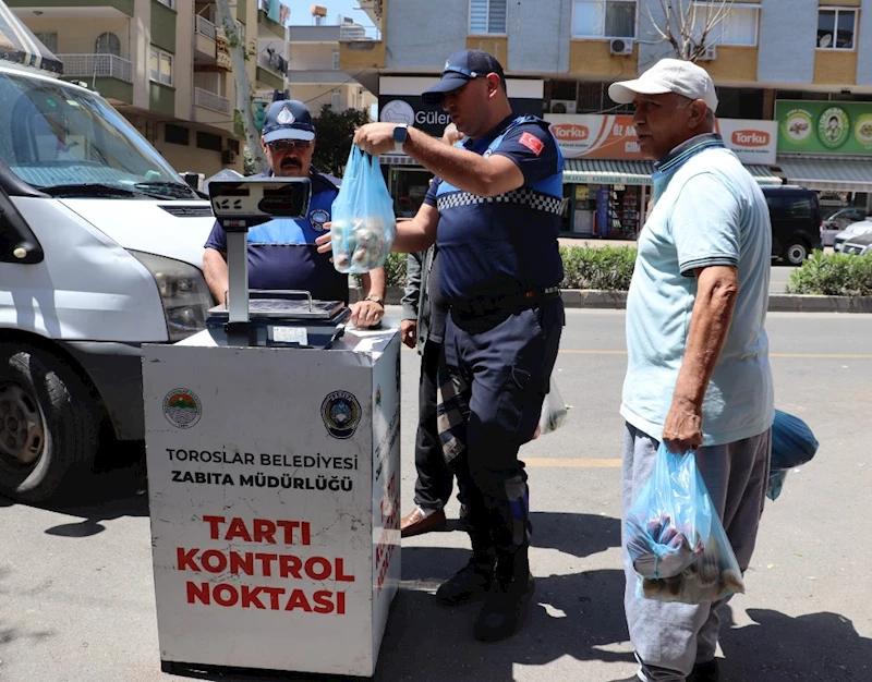 TOROSLAR ZABITASININ SEMT PAZARLARINDA UYGULADIĞI “TARTI KONTROL NOKTASI” TAM NOT ALDI