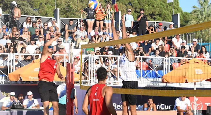 Balıkesir sahillerinde, plaj voleybolu rüzgârı esecek