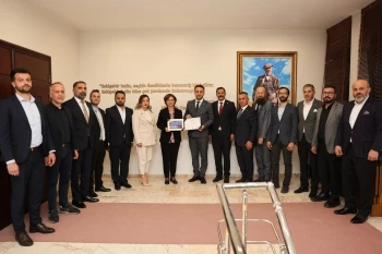 DERNEKLERDEN ÜNLÜCE’YE TEBRİK ZİYARETİ