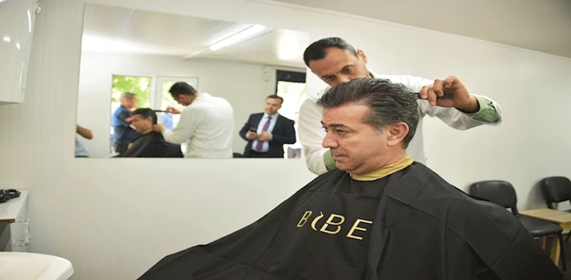 SİVEREK’TE DEZAVANTAJLI VATANDAŞLAR İÇİN MİLLET BERBERİ HİZMETE AÇILDI