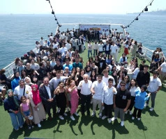 BAŞKAN YILDIRIM’DAN ÖĞRENCİLERE MEZUNİYET HEDİYESİ: İSTANBUL’DA BOĞAZ TURU