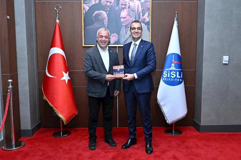 BAŞKAN ERDEM, ŞİŞİLİ BELEDİYE BAŞKANI RESUL EMRAH ŞAHİN’İ ZİYARET ETTİ