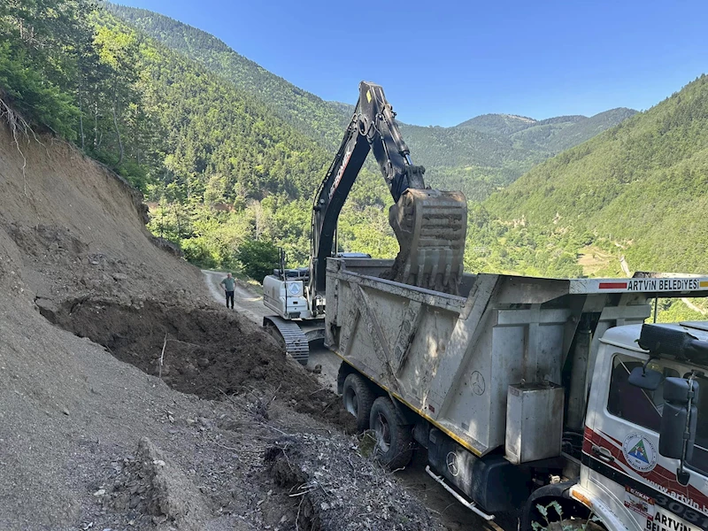 GÜVENLİ VE GENİŞ YOLLAR İÇİN ÇALIŞIYORUZ!