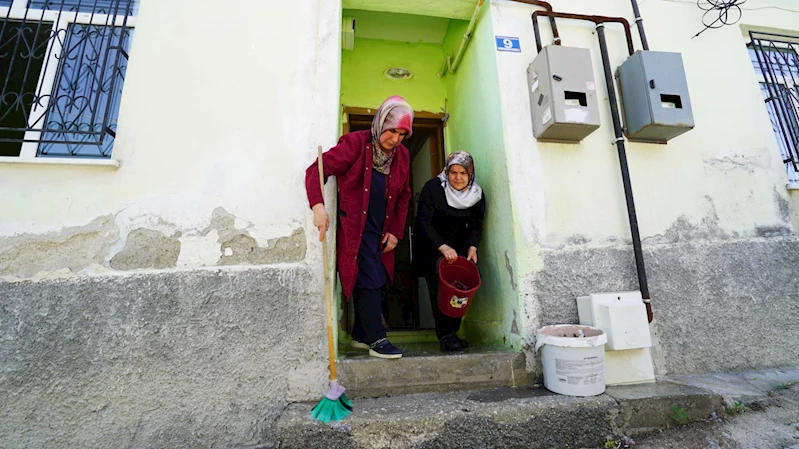 MERAM BELEDİYESİ BU BAYRAM DA YAŞLILARIN YÜZÜNÜ GÜLDÜRDÜ