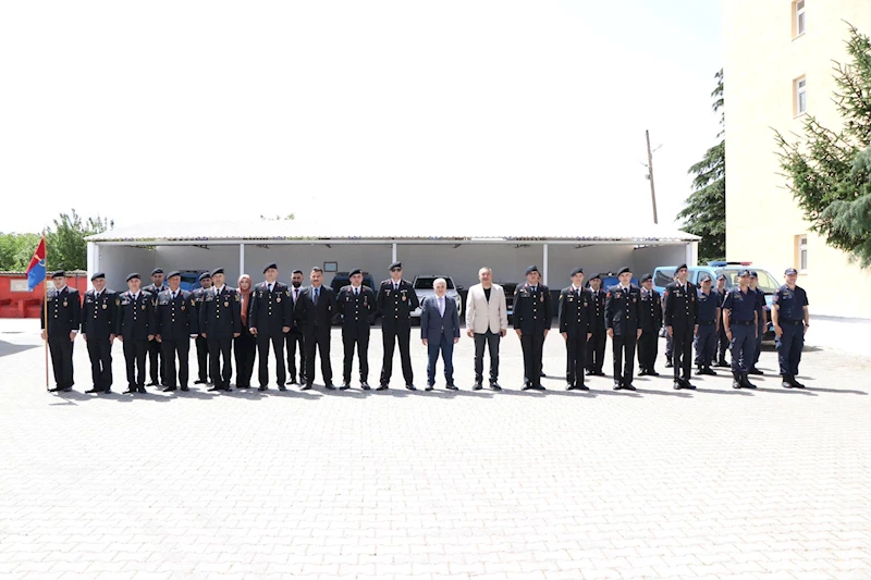 Dinar Belediye Başkanımız Veysel Topçu, Jandarma Teşkilatının Kuruluş Yıl Dönümünün Kutlamasına Katıldı.