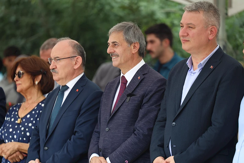 Karne hediyeleri Yusuf Alemdar’dan: “Sizler yarınların parlayan neslisiniz”