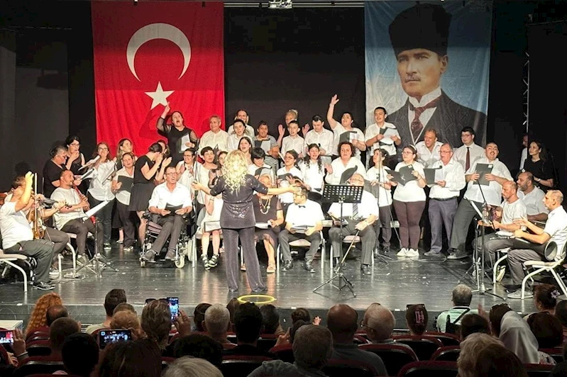Bizim Ev katılımcılarından muhteşem konser