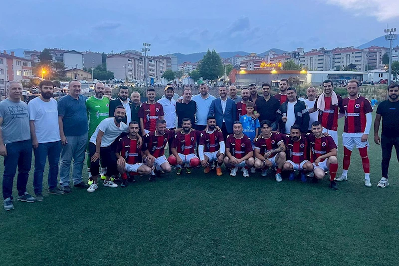 Karabük Kamu Kurumu ve Kuruluşları Arası 4. Bahar Futbol Turnuvası Şampiyonu Cezaevi Alsancak Takımı