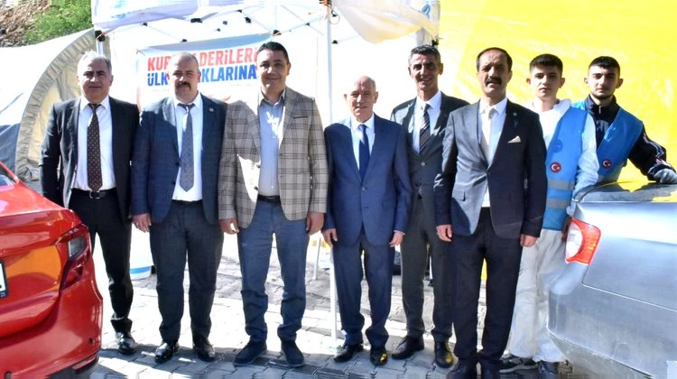 BAŞKANIMIZ, ÜLKÜ OCAKLARI İL BAŞKANLIĞIMIZIN KURBAN DERİSİ TOPLAMA STANDINI ZİYARET ETTİ