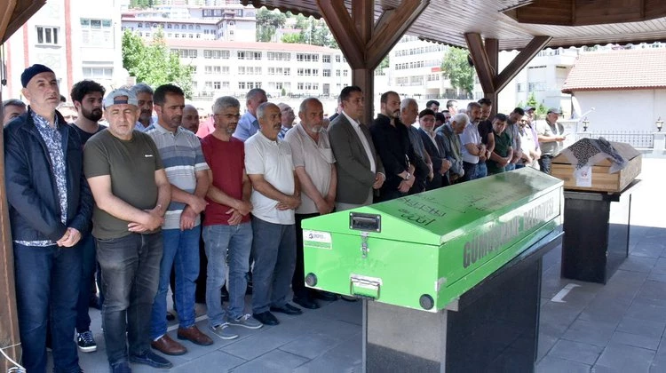 BAŞKANIMIZ, FİRDEVS DEMİRHAN, KEMAL AŞKIN VE ZEHRA ÖKTEM’İN CENAZELERİNE KATILDI