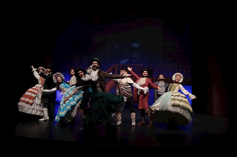 Denizli tiyatroya doyacak