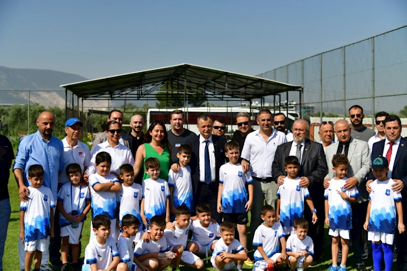 YUNUSEMRE’DE YAZ SPOR OKULLARI AÇILDI