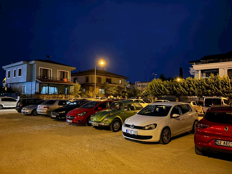 AKYAZI SAHİLİNDE ÜCRETSİZ OTOPARK ALANI SAYISI ARTIYOR
