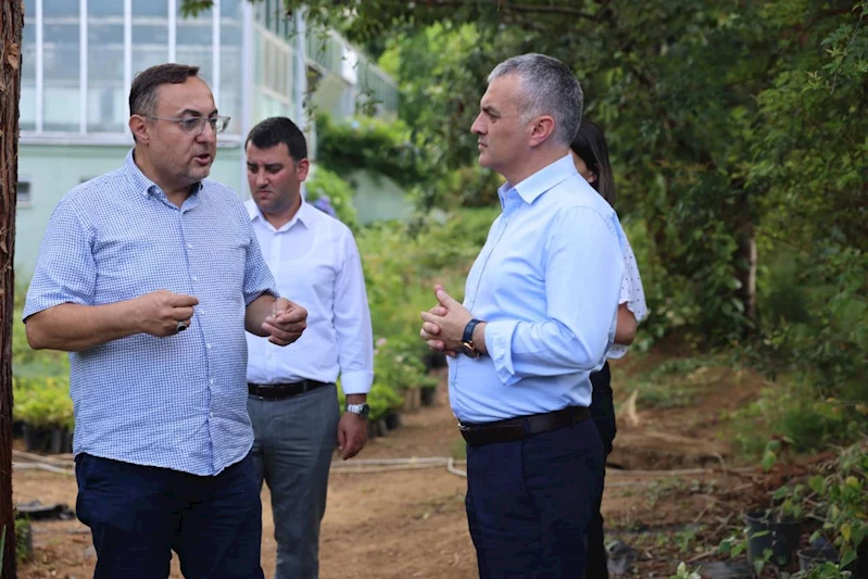 BAŞKANIMIZ KTÜ ORMAN FAKÜLTESİ ARAŞTIRMA VE UYGULAMA SERASI