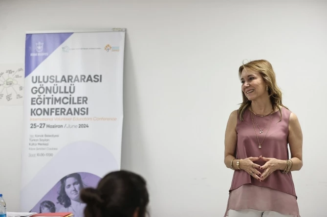 Başkan Mutlu, Uluslararası Gönüllü Eğitimciler Konferansı’nda Konuştu