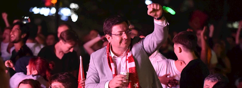 Çanakkaleliler 2. Tur Sevincini Bir Arada Yaşadı
