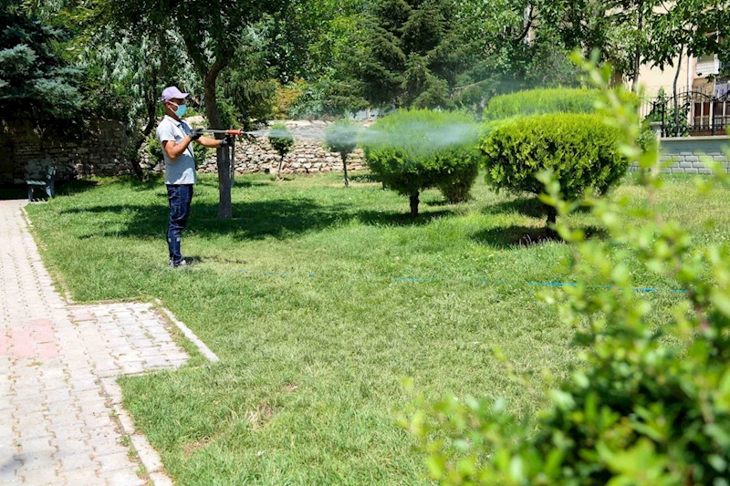 MERAM’DA İLAÇLAMA ÇALIŞMALARI ARALIKSIZ DEVAM EDİYOR