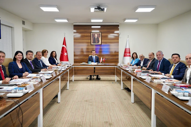 BELEDİYE BAŞKANIMIZ SAYIN BİLGEHAN ERDEM, İSTANBUL BÜYÜKŞEHİR BELEDİYESİ VE TBB BAŞKANI SAYIN EKREM İMAMOĞLU’NUN BAŞKANLIĞINDA DÜZENLENEN ENCÜMEN TOPLANTISINA KATILDI.