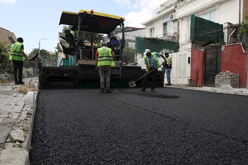 Haziranda 3 mahallede 7 bin ton asfalt serimi