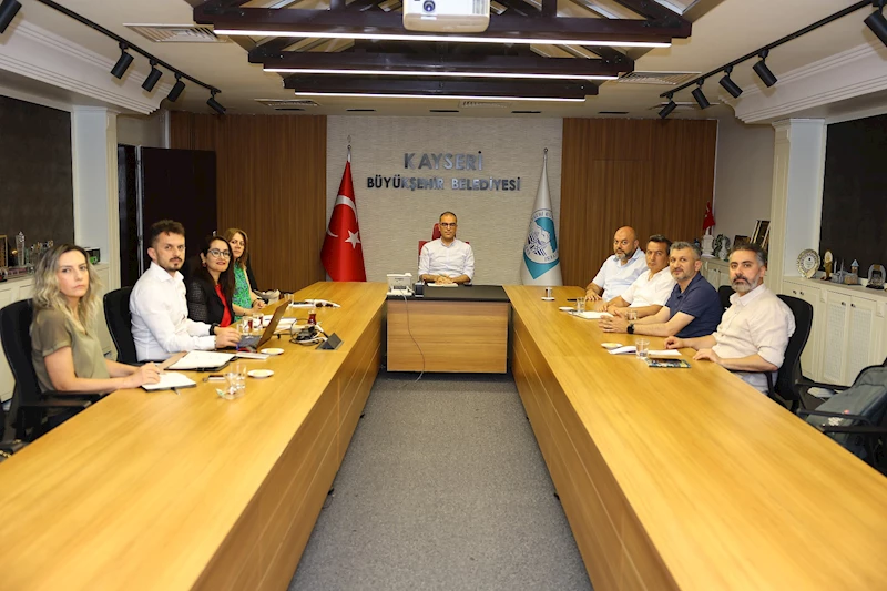 Başkan Büyükkılıç’ın Bilişim Akademisi Projesi’nde Çalışmalar Başladı