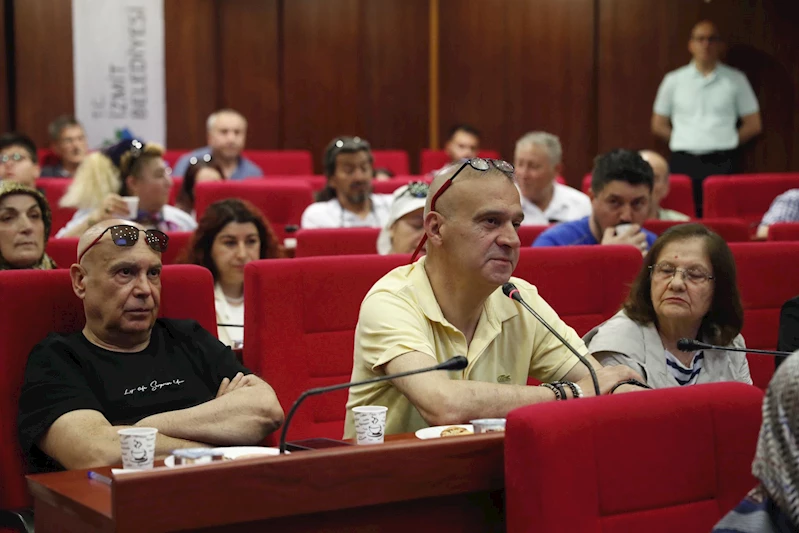HALKIN SESİNE KULAK VEREN BAŞKAN HÜRRİYET  HALK BULUŞMALARI’NA BAŞLADI