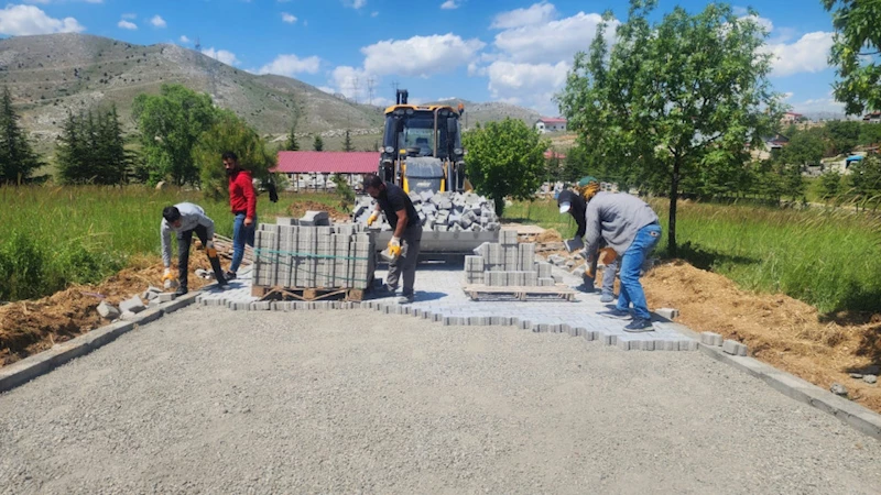 Büyükşehir, Göksun Kırsalında Ulaşımı İyileştiriyor