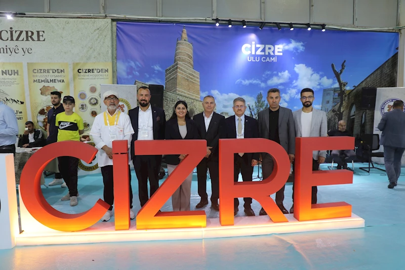 Eş Başkanlarımız,  2.Mezopotamya Turizm ve Gastronomi Fuarında Cizremize ait yöresel ürünlerin sergilendiği tanıtım fuarına katılım gösterdi.