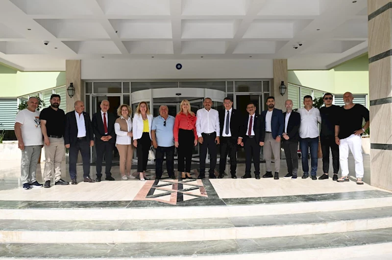 Dinar Belediye Başkanımız Veysel Topçu, Akdeniz Belediyeler Birliği Encümen Üyeliğine Seçildi