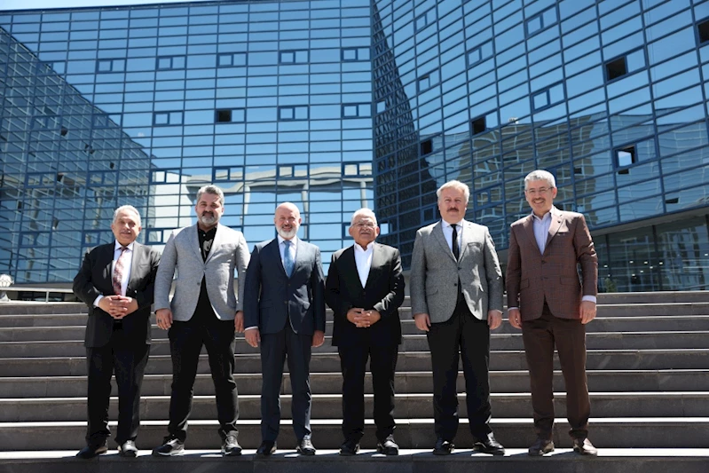 BAŞKAN ÇOLAKBAYRAKDAR, “‘BİRLİKTEN KUVVET DOĞAR’ SÖZÜNÜN EN GÜZEL ÖRNEĞİNİ SERGİLİYORUZ”