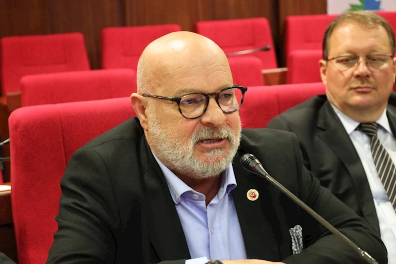 YAŞAR KARDAŞ TÜM MECLİS ÜYELERİNE SESLENDİ