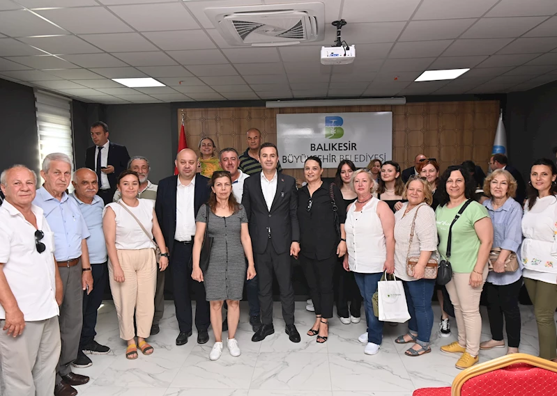 Başkan akın, Gönen’de vatandaşlarla bir araya geldi