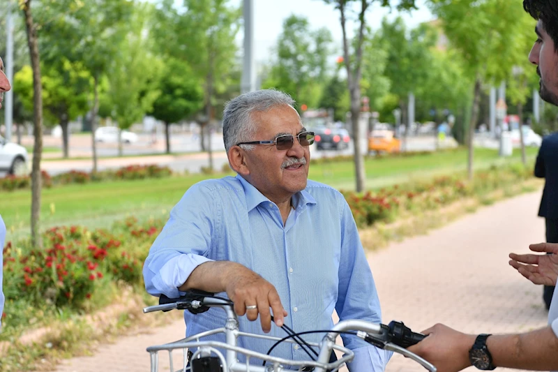 Öğrencilerden Başkan Büyükkılıç