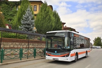SINAVA GİRECEK ÖĞRENCİLERE BAŞKAN ÜNLÜCE’DEN MÜJDE