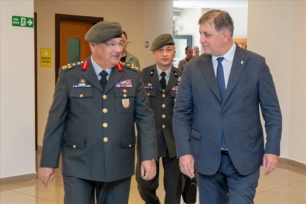 Orgeneral Kemal Yeni