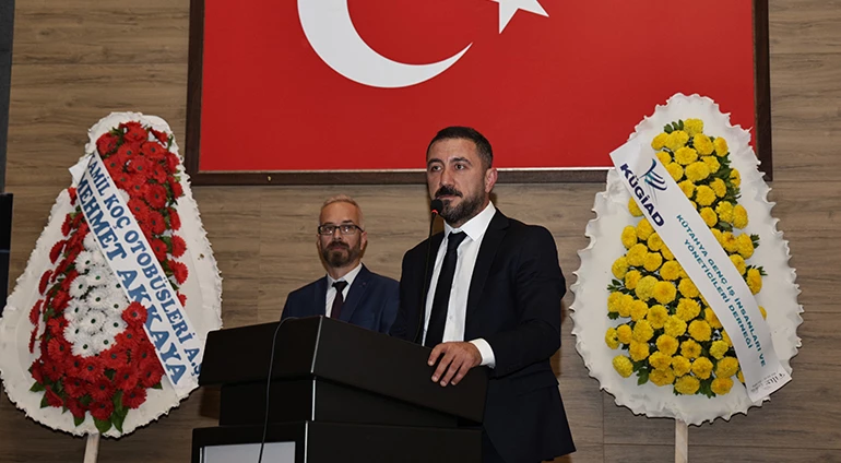 BELEDİYE KÜTAHYASPOR’UMUZUN YENİ BAŞKANI OSMAN ALTINKAYA OLDU