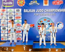MİNİK ŞAMPİYONLAR BALKANLARDA TÜRK BAYRAĞINI DALGALANDIRDI
