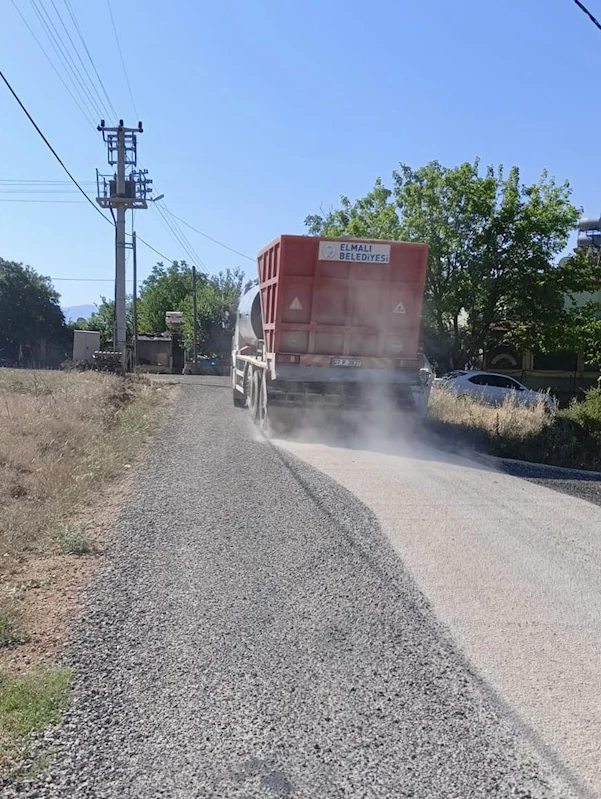 Asfaltsız Yolumuz Kalmayacak