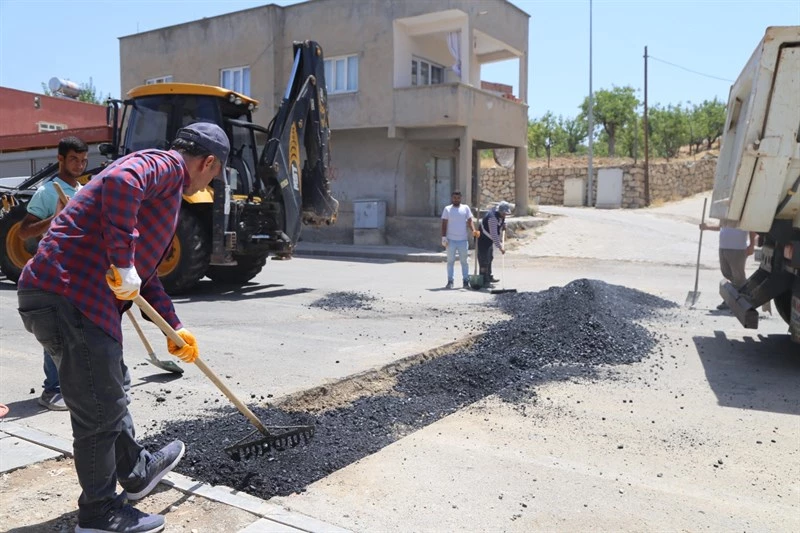 ASFALT YAMA ÇALIŞMALARIMIZ ARALIKSIZ SÜRÜYOR