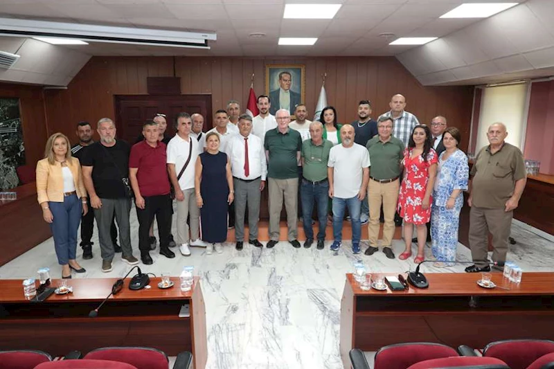 GAZİMAĞUSA KENTİ MUHTARLARINDAN BAŞKAN KURT’A ZİYARET
