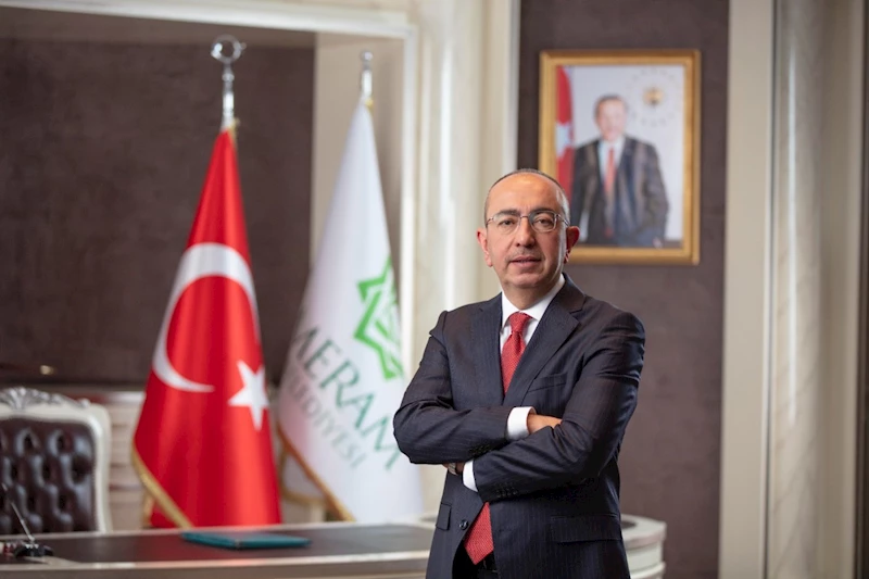 BAŞKAN KAVUŞ; “İHANET PLANLARINI KAHRAMANCA YERLE YEKSAN EDEN MİLLETİMİZE SELAM OLSUN”