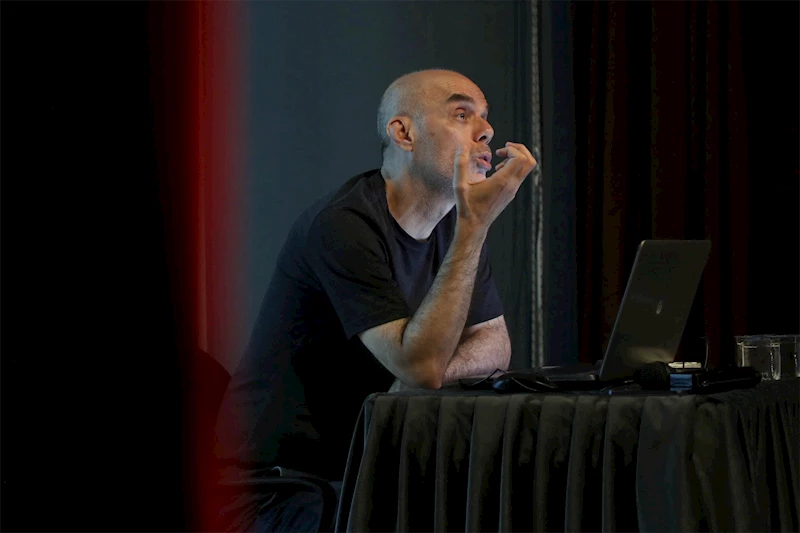 Enver Gülşen sinemayı anlattı: “Bu sanat soyut zamanı somutlaştıran bir heykeltıraş…”