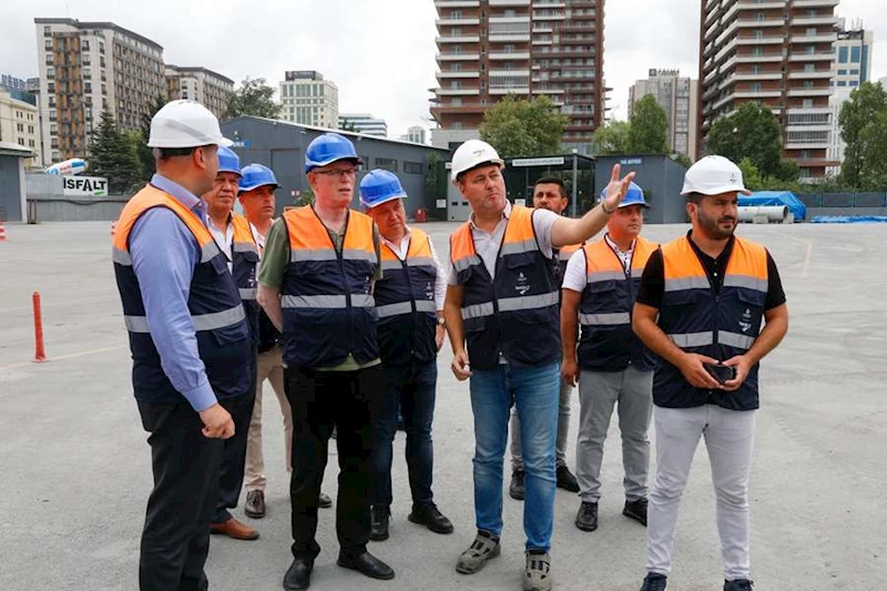 ODUNPAZARI BELEDİYE BAŞKANI KAZIM KURT, İSFALT