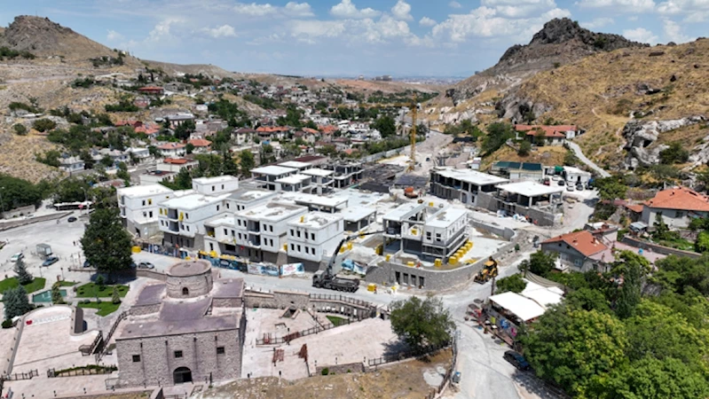 SİLLE’NİN SİLÜETİNE ALTIN DOKUNUŞ SİLLE KAPALI OTOPARK, KARMA YAPILAR VE MEYDAN DÜZENLEMESİ PROJESİ’NDE ÇALIŞMALAR SÜRÜYOR