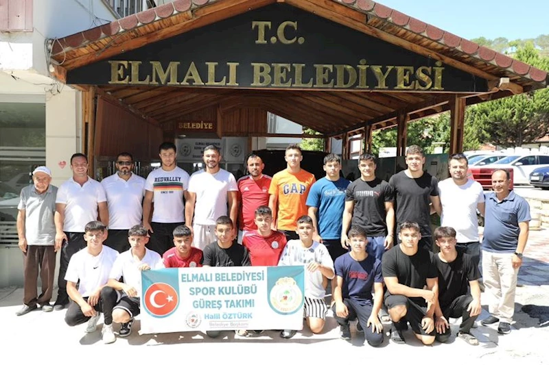 Elmalı Güreşçileri, Ordu